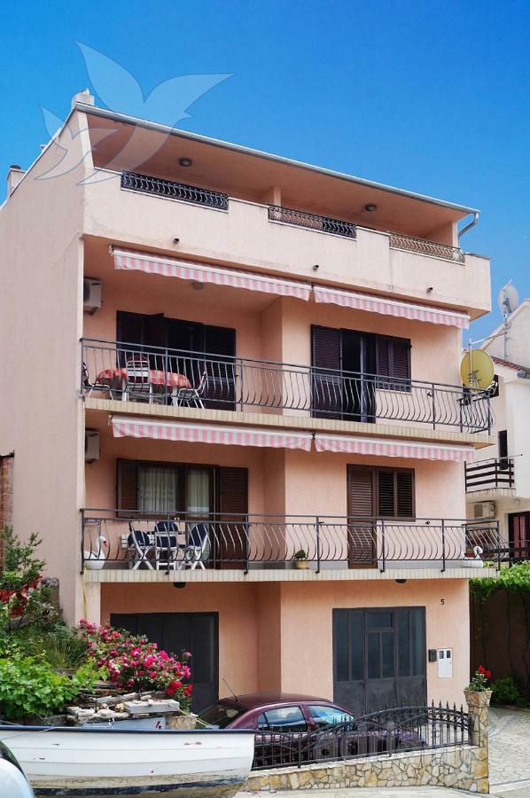 App Marija Apartment ซริกเวนิซา ภายนอก รูปภาพ