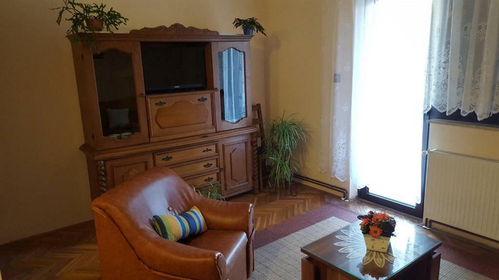 App Marija Apartment ซริกเวนิซา ภายนอก รูปภาพ